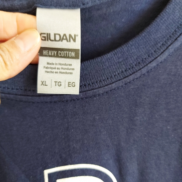 3/$20 Budweiser Tshirt - Picture 2 of 3